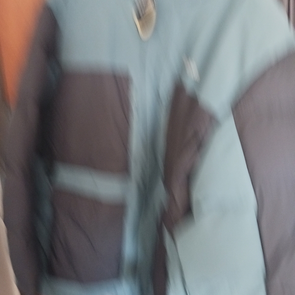 Columbia winter coat - Picture 3 of 8